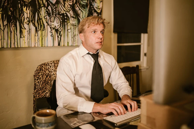 Key Factors to Consider When Choosing Your Professional Course